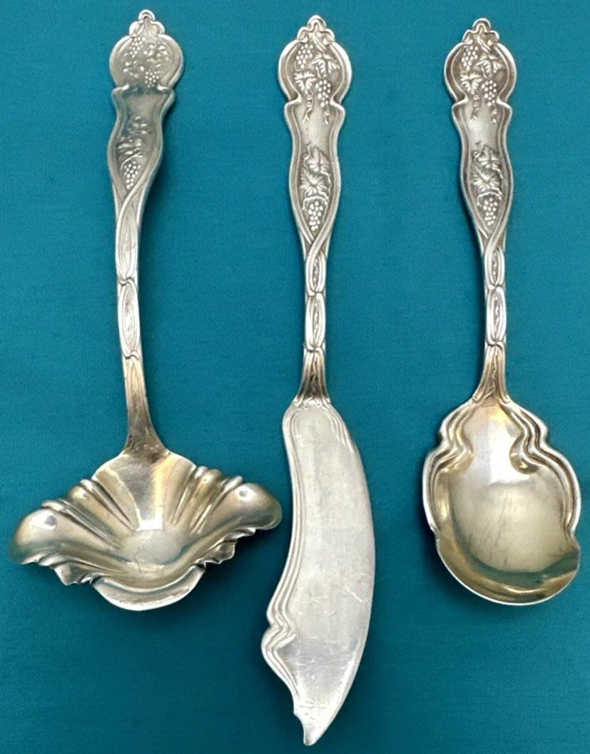 3 Pc GRAPE / VINEYARD Silverplated CREAM LADLE, MASTER & SUGAR SPOON Lakeside
