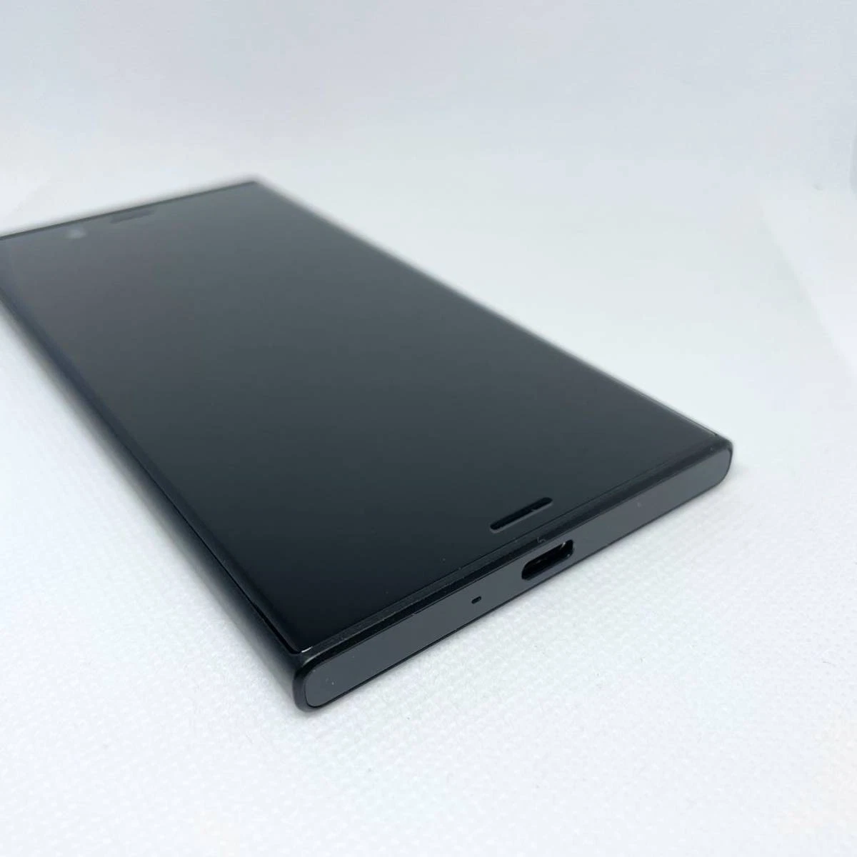 Xperia XZs 32GB SO-03J docomo black