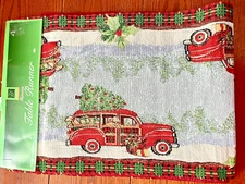 Christmas Tapestry Table Runner Red Wagon Yellow Lab Pine Trees 13 x 72 Windham