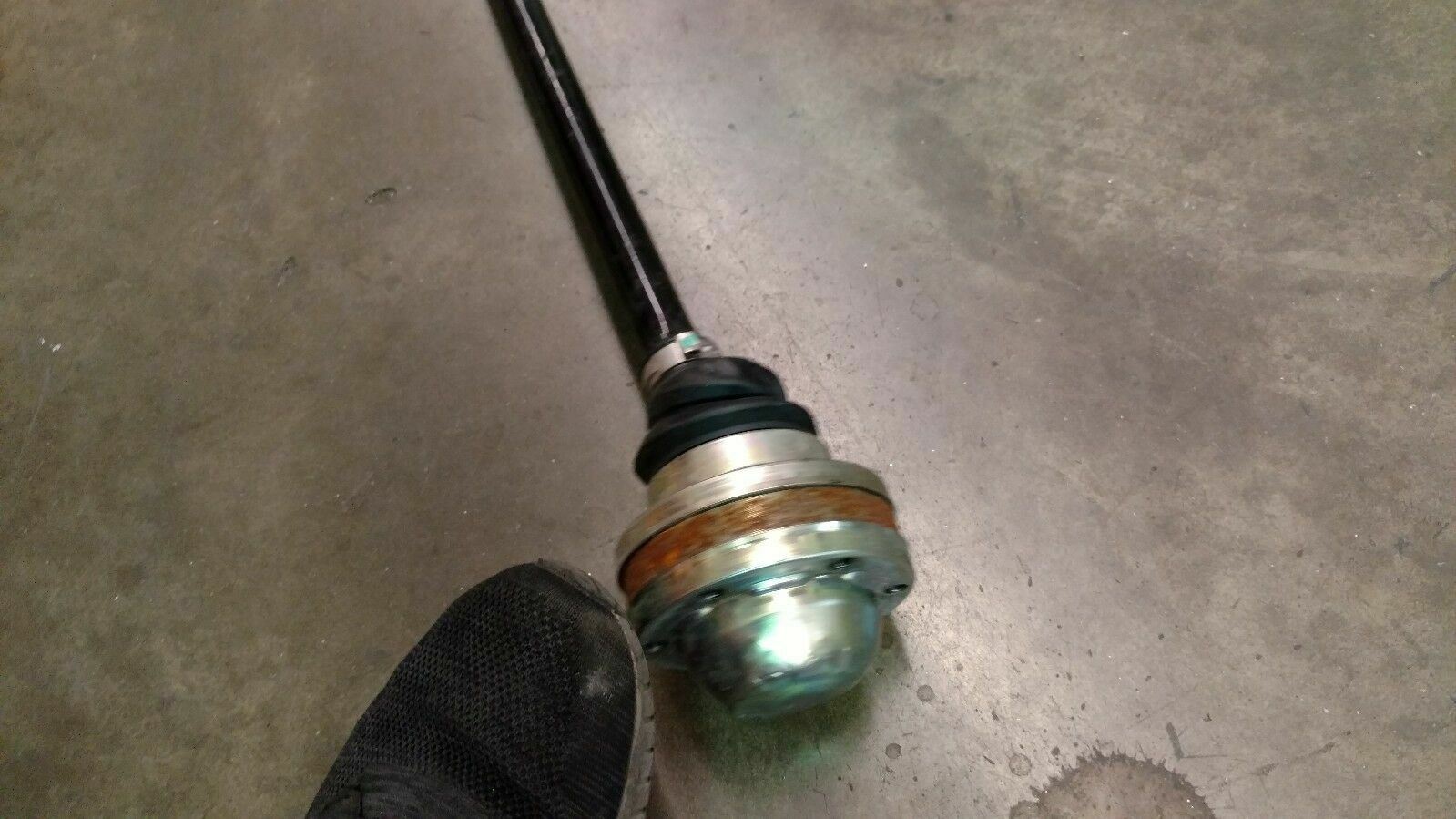 LAMBORGHINI AVENTADOR 700 FRONT DRIVE SHAFT AXLE OEM 470407271 DAMAGED