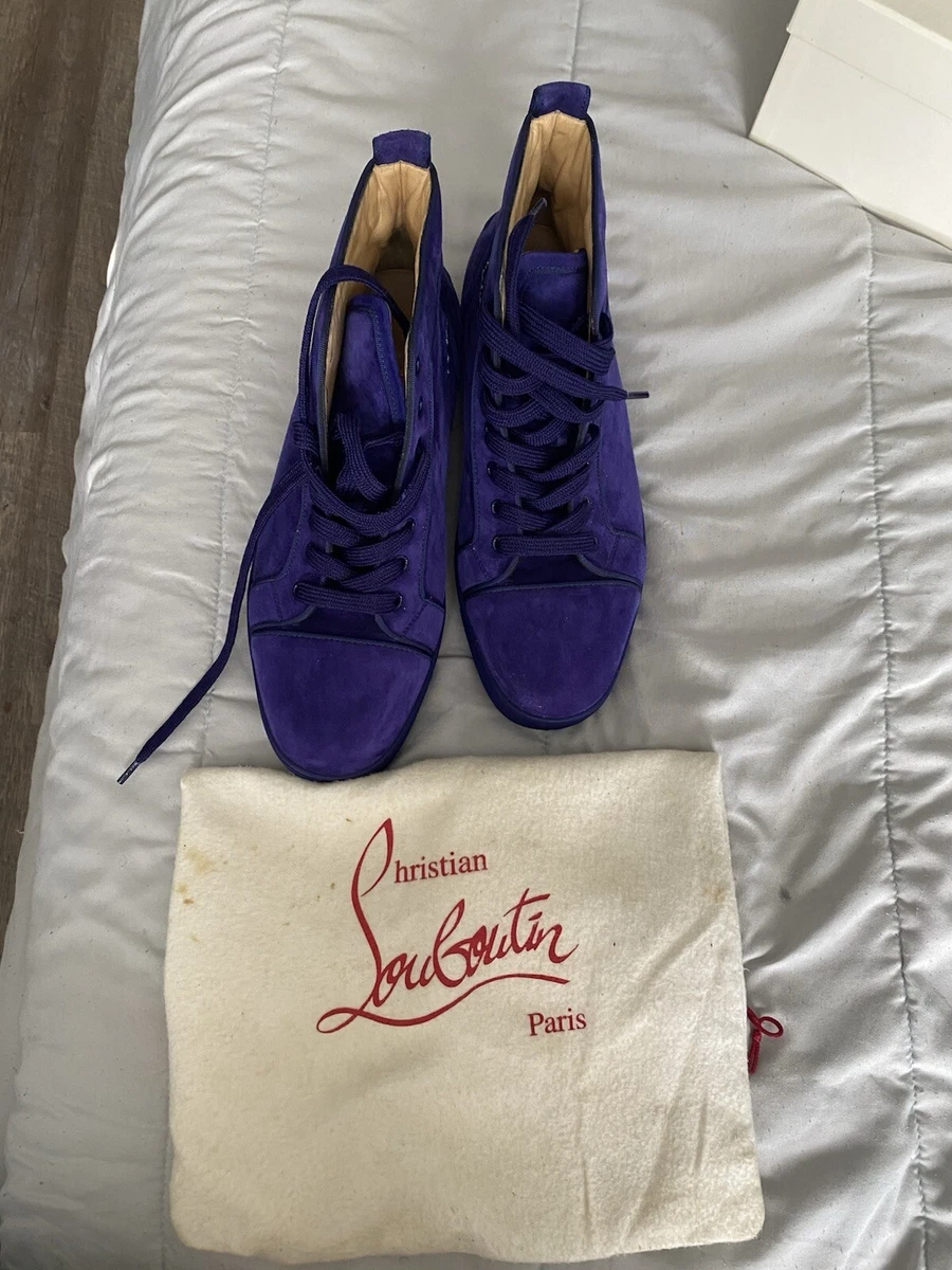 Preços baixos em Tênis Casual de Camurça Christian Louboutin Roxo