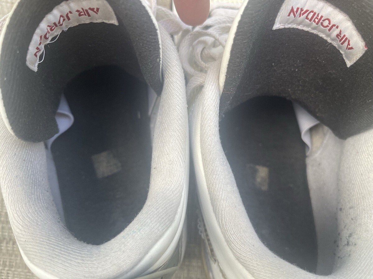 Size 12.5 - Jordan 4 Retro White Cement 2011 Oreo Authentic 2011 Nike Air Jordan Retro 4  main image 2