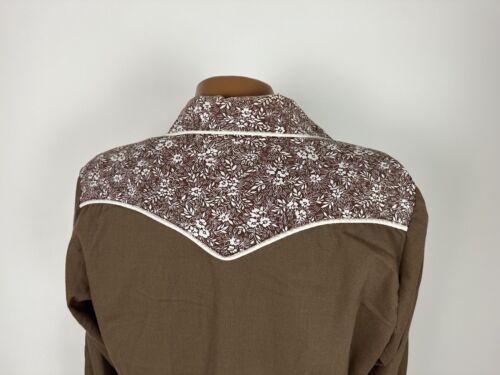 Camicia western vintage anni 70 fatta a mano uomo M marrone bordo floreale cane orecchio collare DIFETTO - Foto 7 di 20
