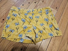 Loft Outlet Size 6 Yellow Floral Shorts, 4" Inseam
