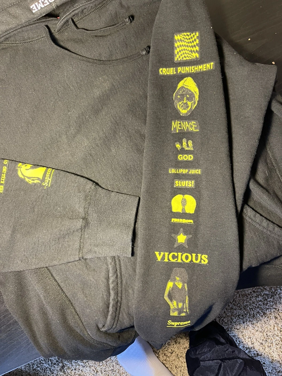 Felpa con cappuccio Supreme Menace taglia media nera FW18