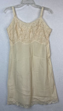 Vintage 1960s Barbizon Full Slip Nightgown Lingerie Lace Taffredda Ivory Size 15