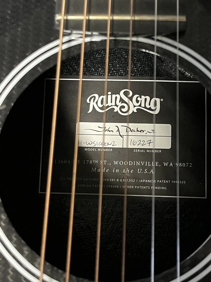 Rainsong acoustic guitar H-WS1000N2 w/case Rain Song Terrific shape Carbon Fiber - Image 4 of 4