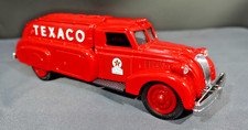 Ertl 1939 Dodge Airflow Texaco Coin Bank W/Key 1/24