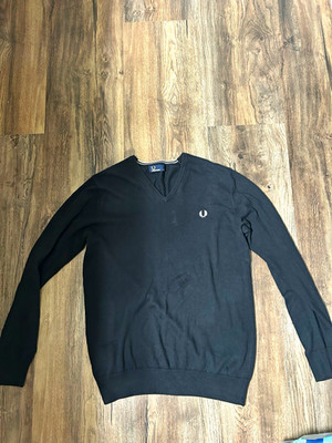 Fred Perry Men s Black V-Neck Knit Logo Pullover Sweater Long Sleeve S