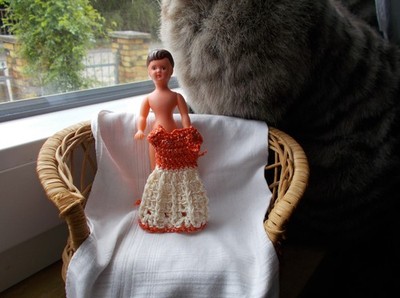 Puppenstube, Kleid schlanke Puppe, 11 cm, Ari, Es usw