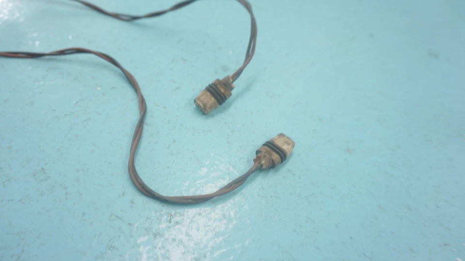 PORSCHE 928 S4, RUEDA TRASERA ABS SENOR PAR, OEM, 0265001118 Foto 4 de 4