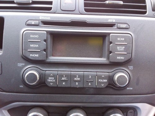 KIA RIO STEREO RADIO HEAD UNIT RADIO CD 