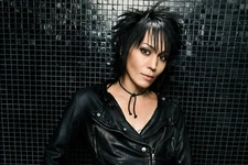 JOAN JETT 8X10 GLOSSY PHOTO PICTURE
