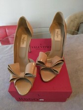 Valentino GARAVANI Big Bow Nude Patent Leather Peep-toe Pumps Sz 9 1/2 B $695
