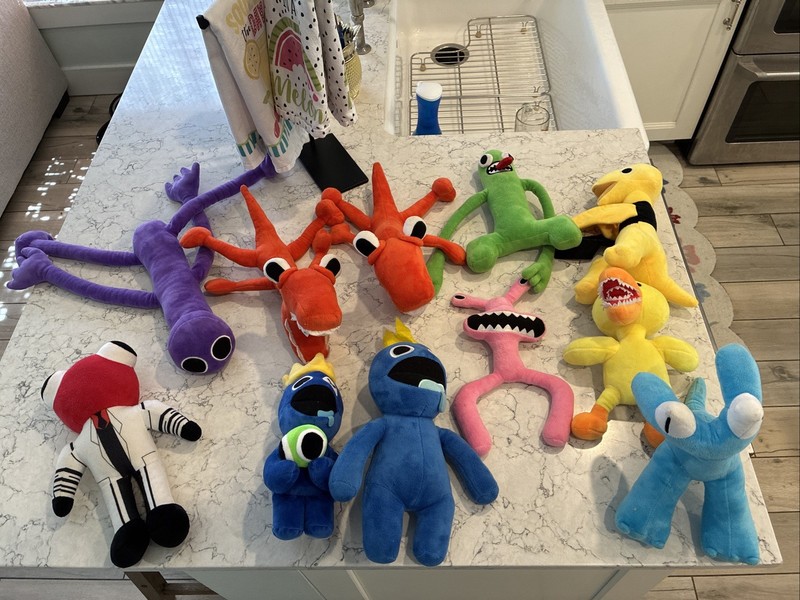 Rainbow Plushies-Lot of 11-NICE