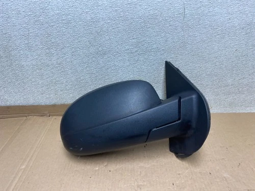 2007-2014 Chevrolet Tahoe Silverado Suburban Right Passenger Mirror OEM U8390 DG