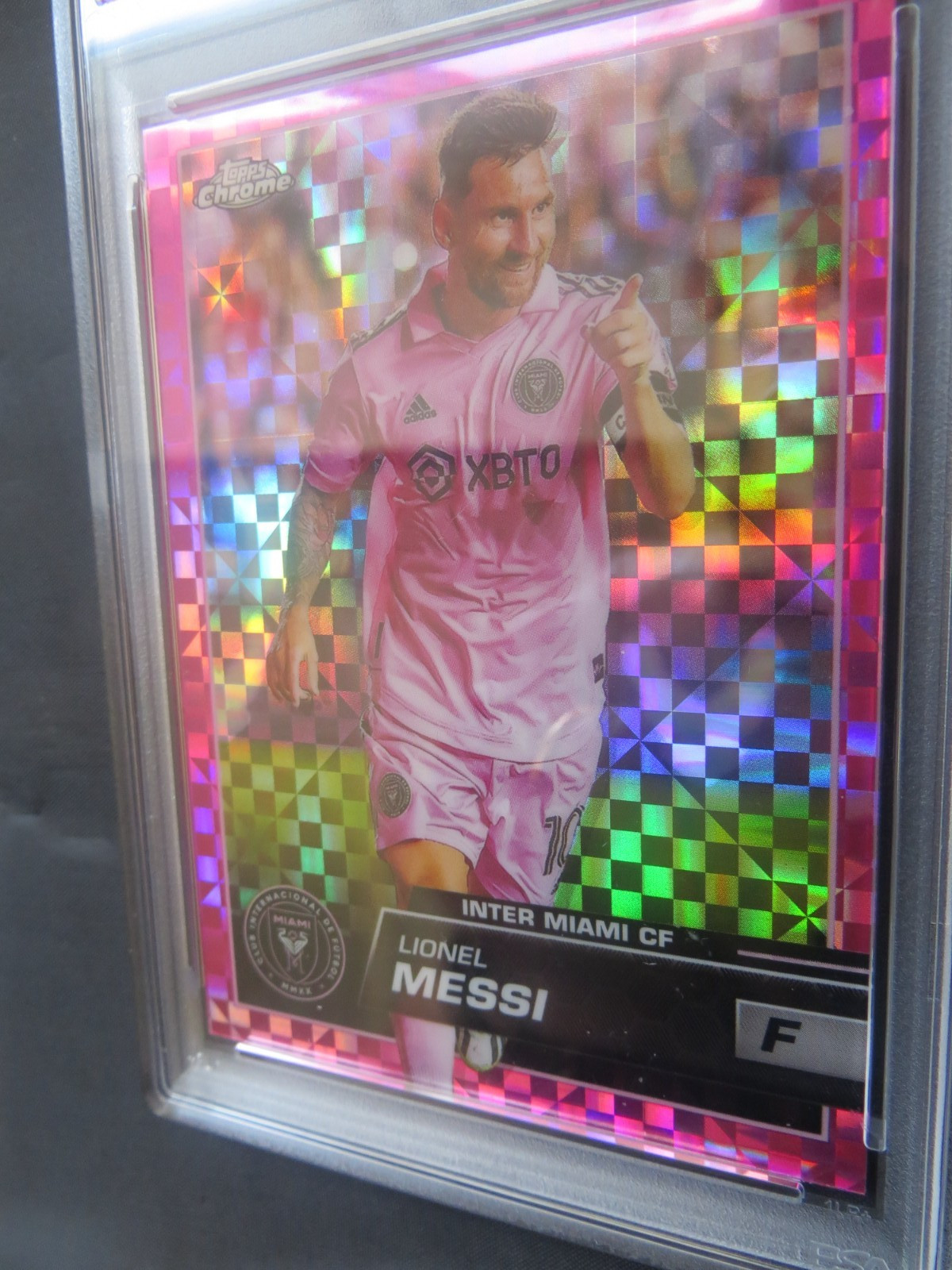 2023 TOPPS CHROME MLS #58 - LIONEL  MESSI - PINK  X-FRACTOR  - PSA  MINT  9 view 5