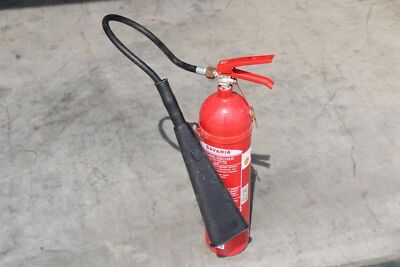 Bavaria Sigma CO2 Feuerlöscher 5kg   Dauerdrucklöscher, leer Schlauch für Feuerl