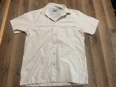 Arrow Shirt, Men's Size Medium, Grey, Plaid, Short Sleeve Button Up Shirt