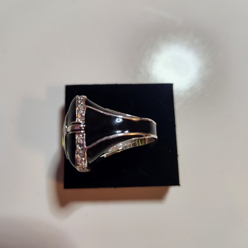 Lia Sophia Cocktail Ring COVET- Sz 7 Black Enamel Silver Green Stone NWOT - Picture 2 of 7