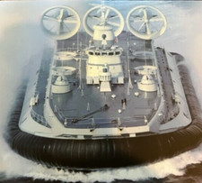 Exoto Hg | 1:110 Big R/c | Sturdy Construction | Zubr-class Lcac Hoovercraft