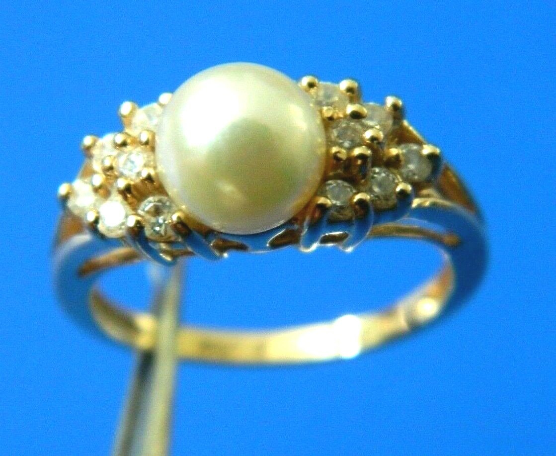 Solid 14K Karat Solid Yellow Gold Ring Pearl size… - image 1