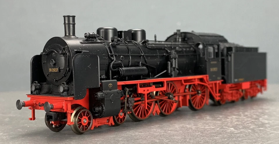 Trix H0 22134 BR 38 DRG Passenger Locomotive w/Tender HO1469 - Image 4 of 4