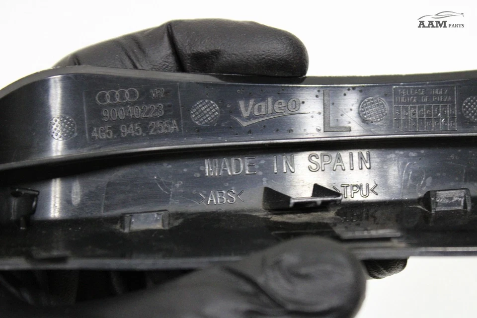 2016-2018 AUDI A6 C7 lanterna traseira esquerda traseira painel tampa acabamento fabricante de equipamento original - Imagem 4 de 4