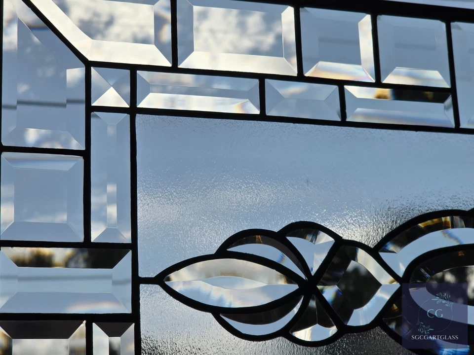 Stained glass, clear transom, rectangular 24.1/2 x 14 1/8 window hanging, panel - Image 4 of 4