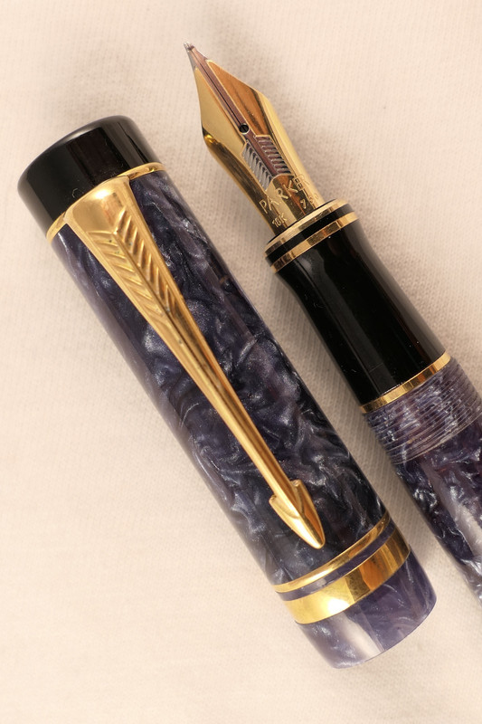NEAR MINT BLUE MARBLE PARKER DUOFOLD CENTENNIAL FOUNTAIN PEN ~ READY TO USE!