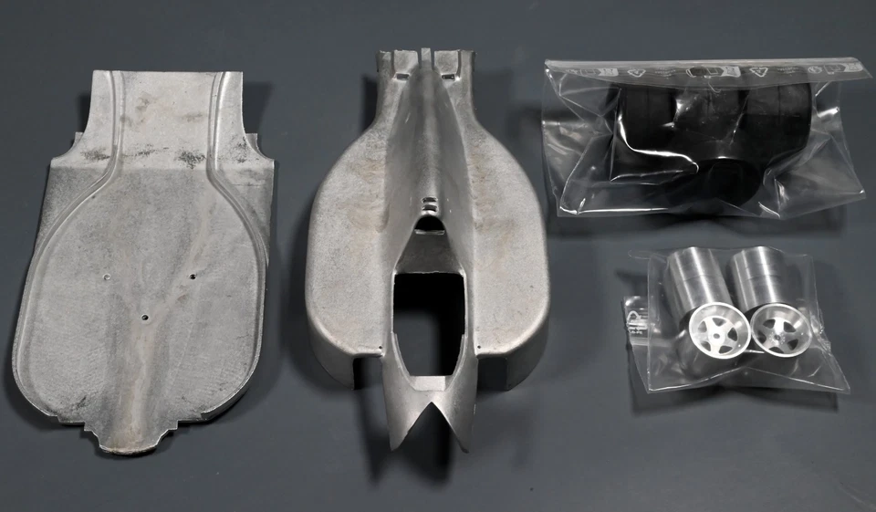 Model Factory Hiro MFH 1/20 McLAREN MP4/6 - Photo 2/4