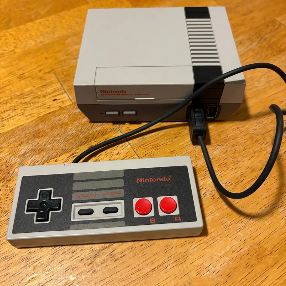 Nintendo NES Classic Edition Mini Console Tested Works HDMI Retro 30 Games - Image 3 of 4