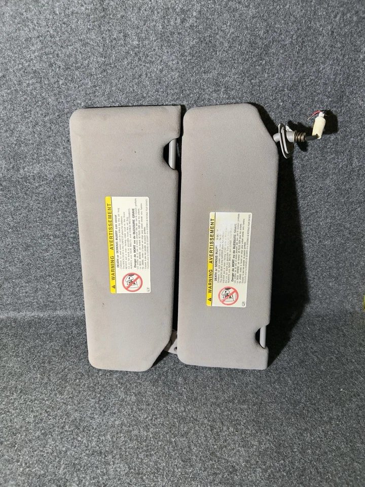 Juego de pares de parasoles laterales para conductor y pasajero Toyota Solara 2004-2008 gris OEM Foto 3 de 4