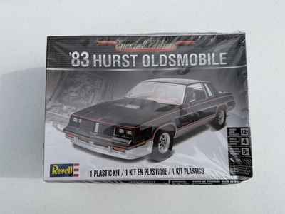 #ad Brand New Revell 83 Old Hurst Oldsmobile 1 25 Model Kit Sealed $29.99