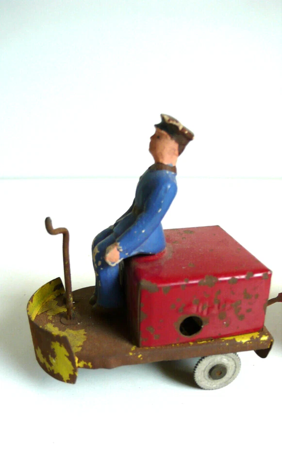 ANCIEN CHARIOT DE GARE  TÔLE Lg 18cm  ANNÉES 30/50    ÉTAT DE JEU  FONCTIONNE - Photo 3/4