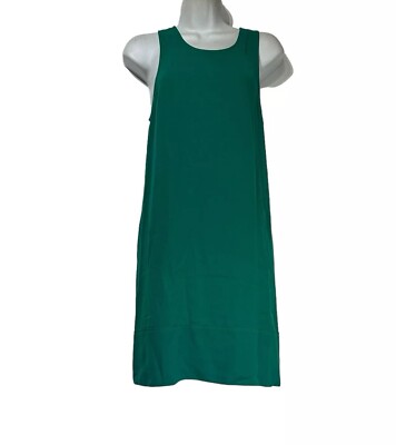 leith green dress Leith green floral dress with a flattering V-neck