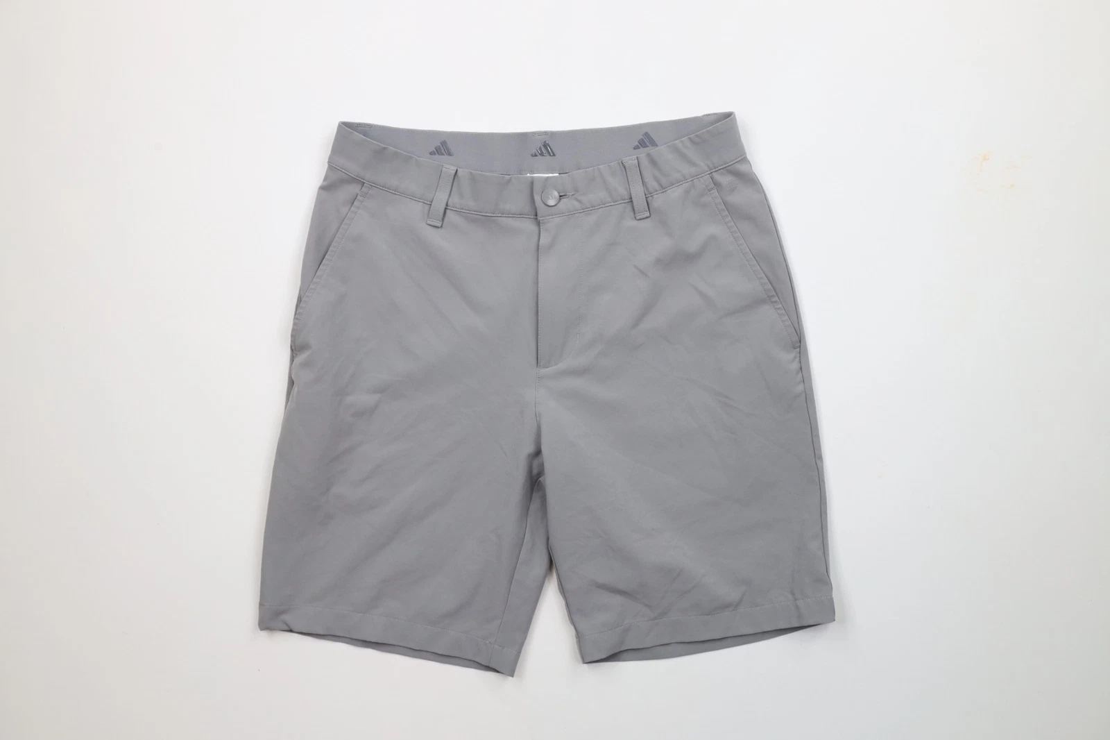 Adidas Golf Uomo 30 Spell Out Elasticizzati Flat Front Tech Golf Chino Pantaloncini Grigio