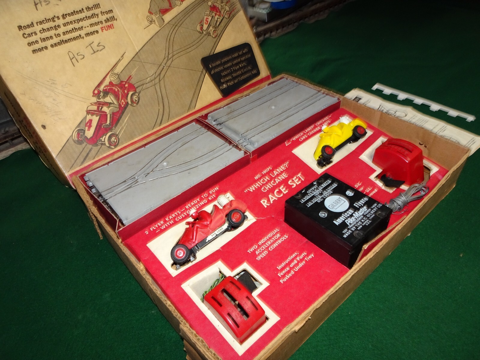 Vintage Eldon Deluxe Road GOCARTS Race Track Slot Car set eBay