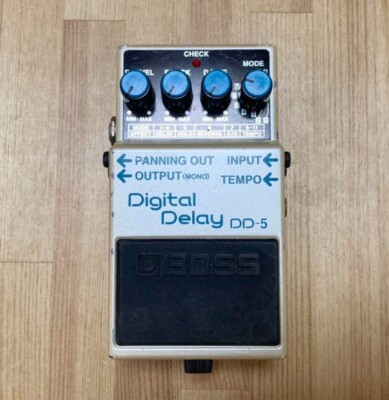 Boss DD-5 Digital Delay Effector Effects Pedal Body Only