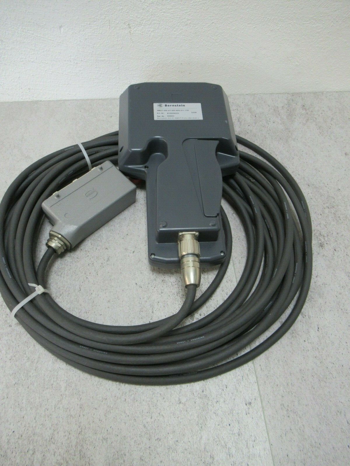 Picture 4 of 8