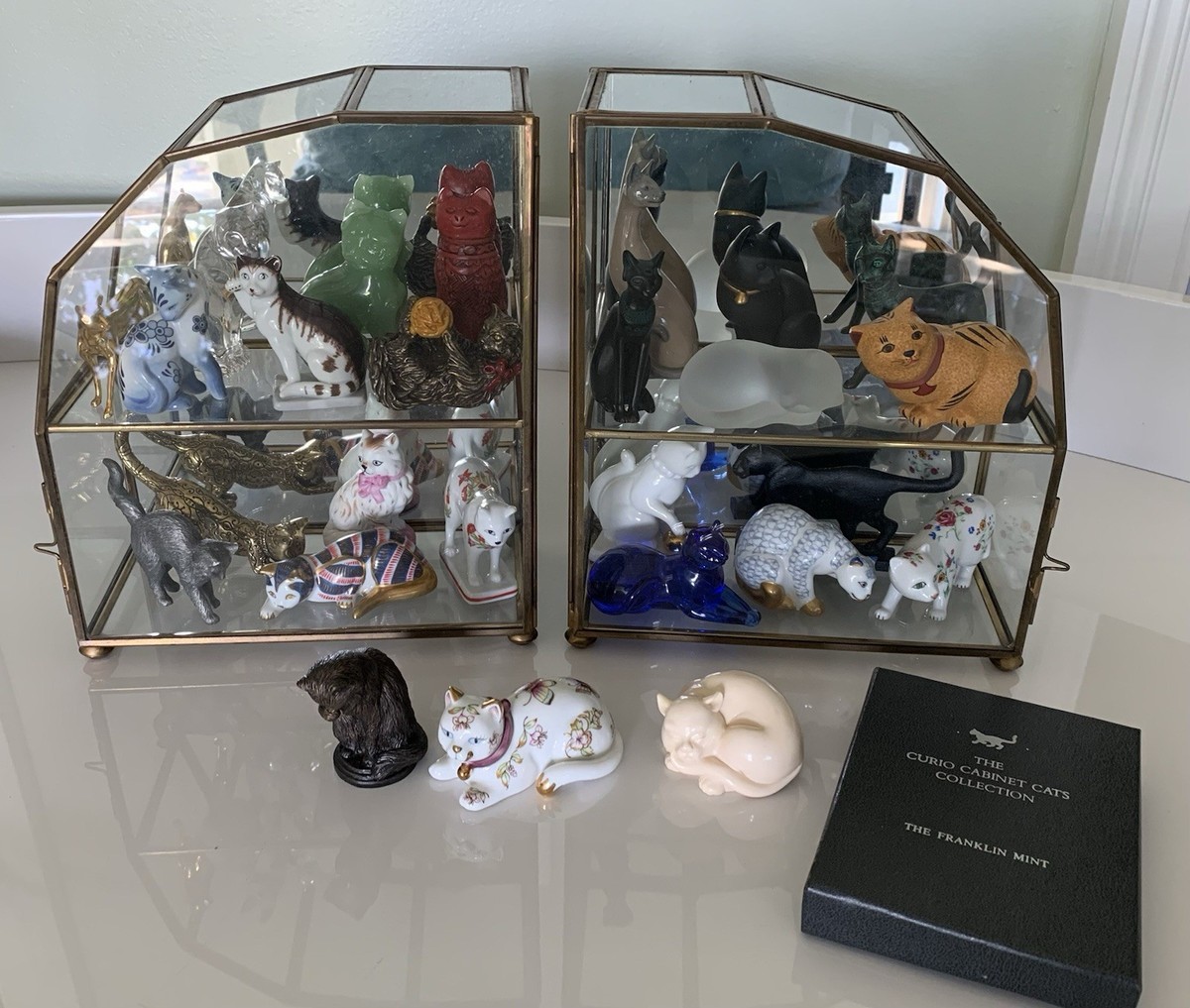 Franklin Mint Curio Cat Collection (26 cats) and Two cabinets | eBay