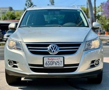 2011 Volkswagen Tiguan SE Sport Utility 4D