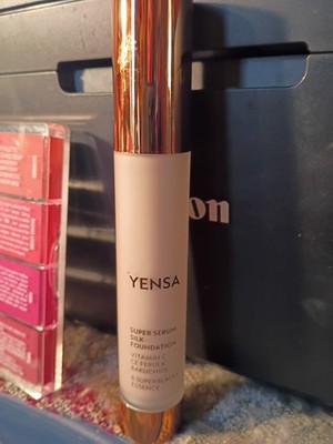 YENSA Super Serum Silk Foundation LIGHT  1oz Full Size BNIB