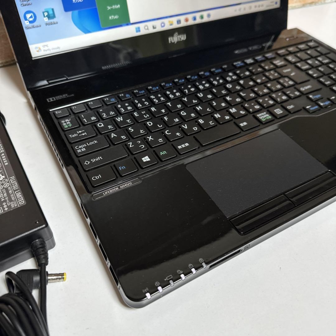 Fujitsu Laptop 8Gb Ram Ssd Blu-Ray Windows 11 Fast