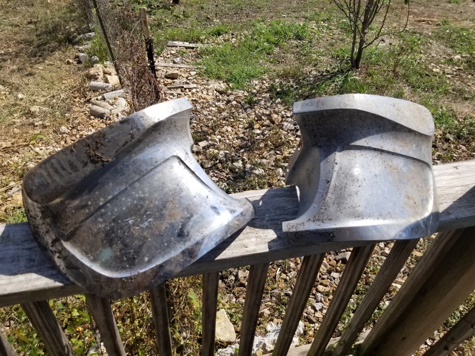 1951 52 53 Studebakers Rh Lh extensões de grade tampas de para-lama ambos os pares OEM - Imagem 2 de 4