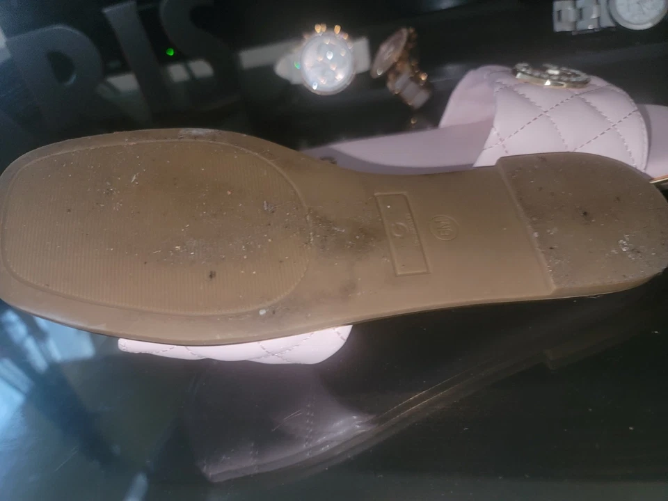 Guess Women's Elyze Slide Sandal 6 Black NWB - Image 2 of 4