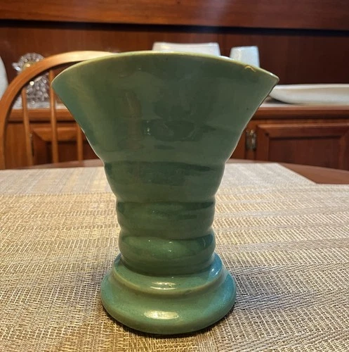 Matt Carlton BAUER POTTERY Fan Vase 6”  Vintage