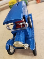 ERTL 1/25 1917 Ford Model T Van Coin Bank Agway Blue Die-Cast collectable