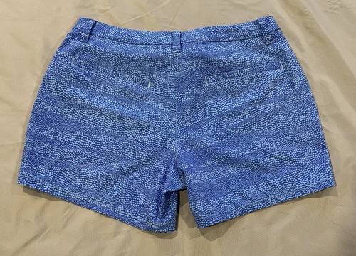 EUC Nike Golf Dri-FIT Women's Shorts Zip Flat Front SZ 4 Blue Pattern - Picture 6 of 7