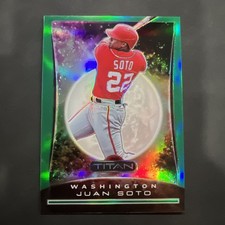 Juan Soto 2020 Panini Chronicles green Titan - Nationals